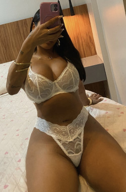 Carla Pacheco - Acompanhante AltoClass Aracaju